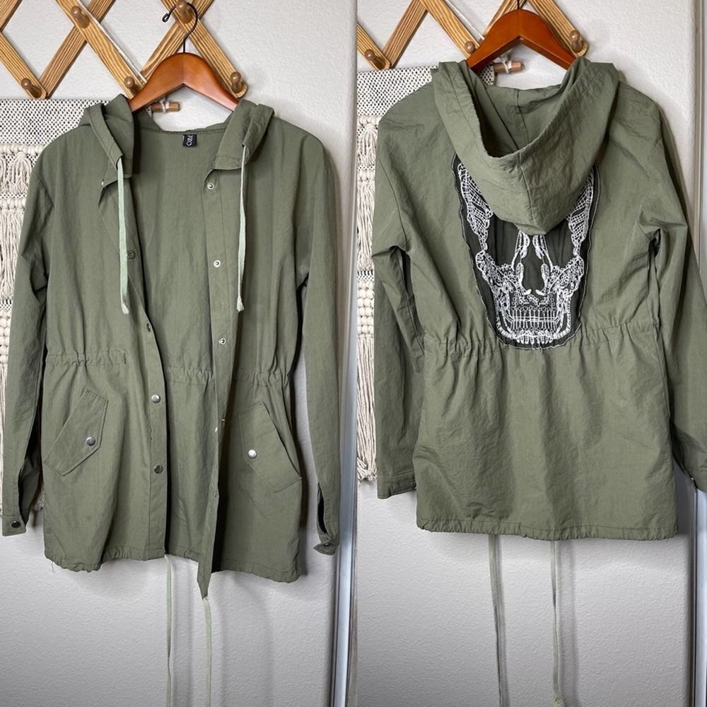 Green Lace Skull Embroidered Long Jacket